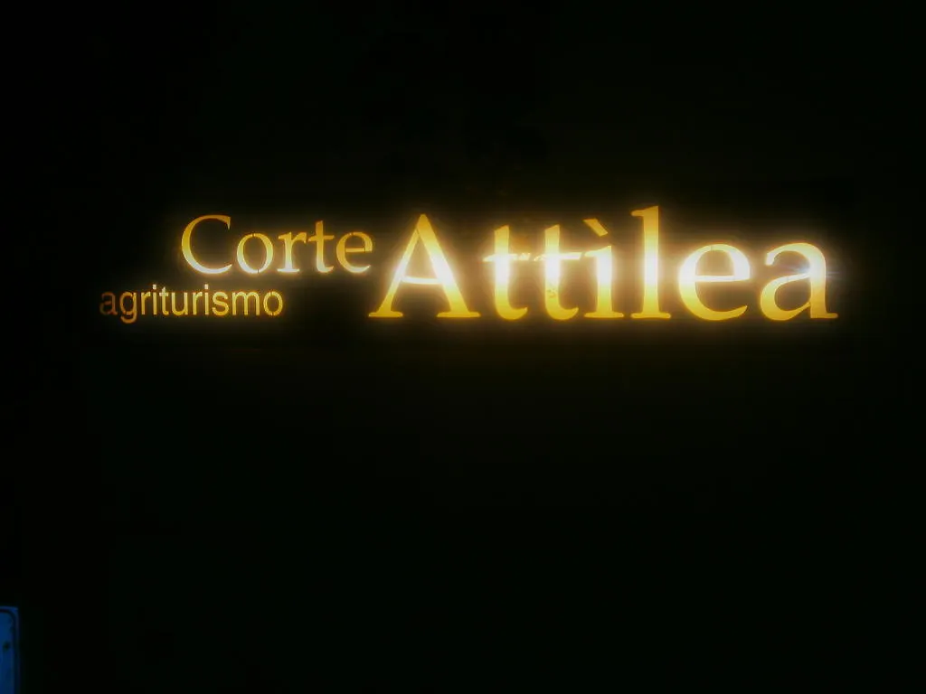 Alloggio per agriturismo Corte Attilea Valeggio sul Mincio